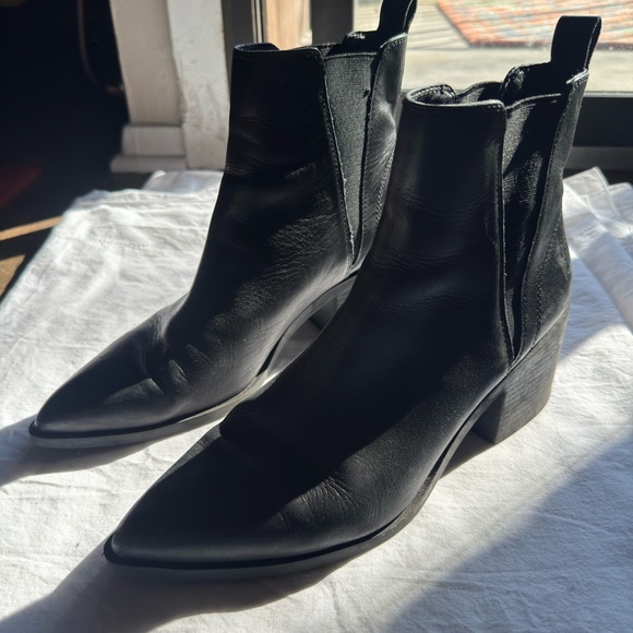 Steve Madden audience black leather boots 10 - Picture 2 of 5